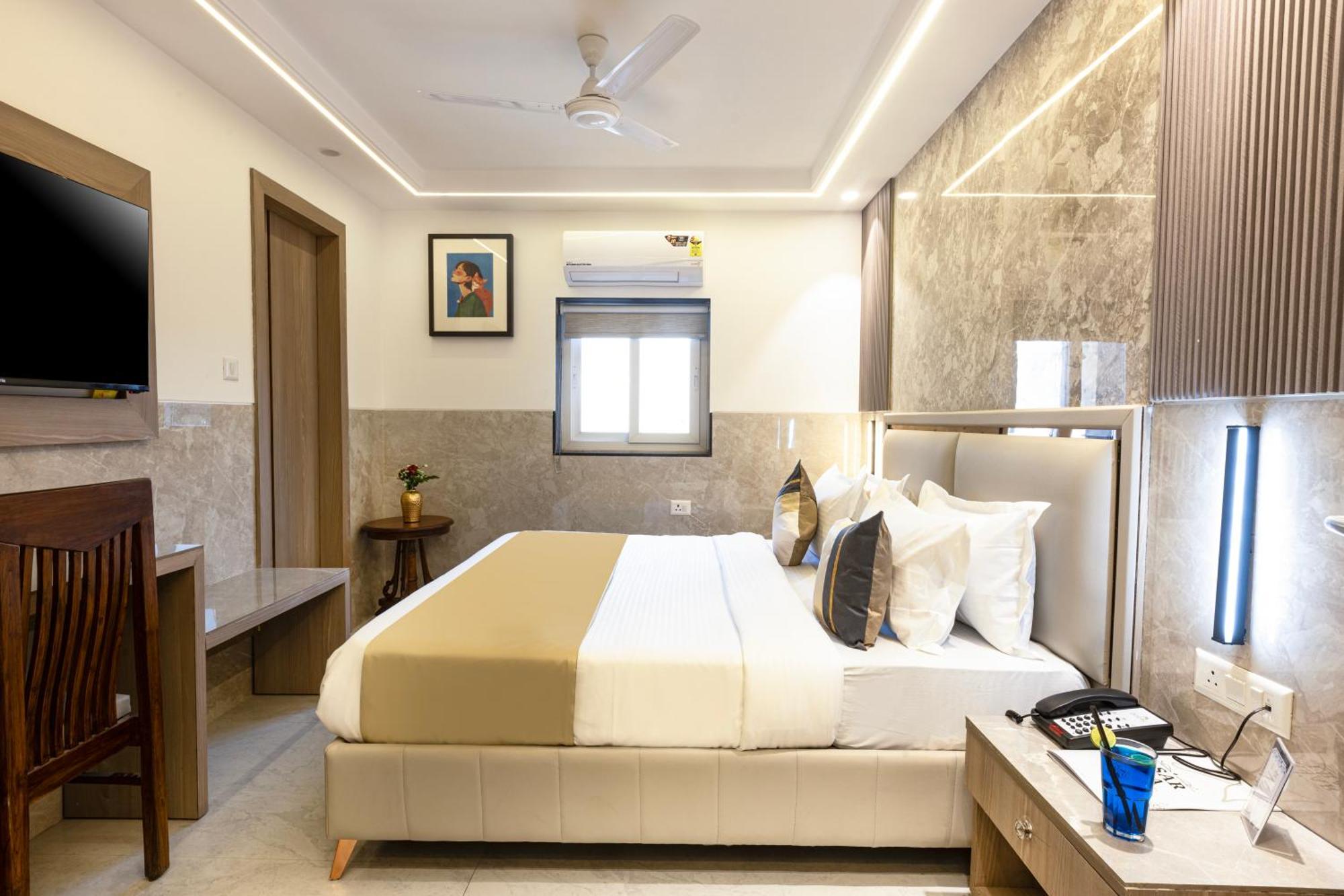 The Orion Hotel Era - Delhi Airport New Delhi Exterior photo